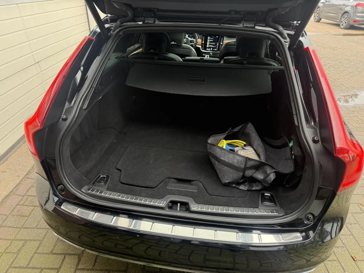 2.0 T8 PHEV AWD Inscription PANO/TH/ACC *ALL-IN PRIJS*