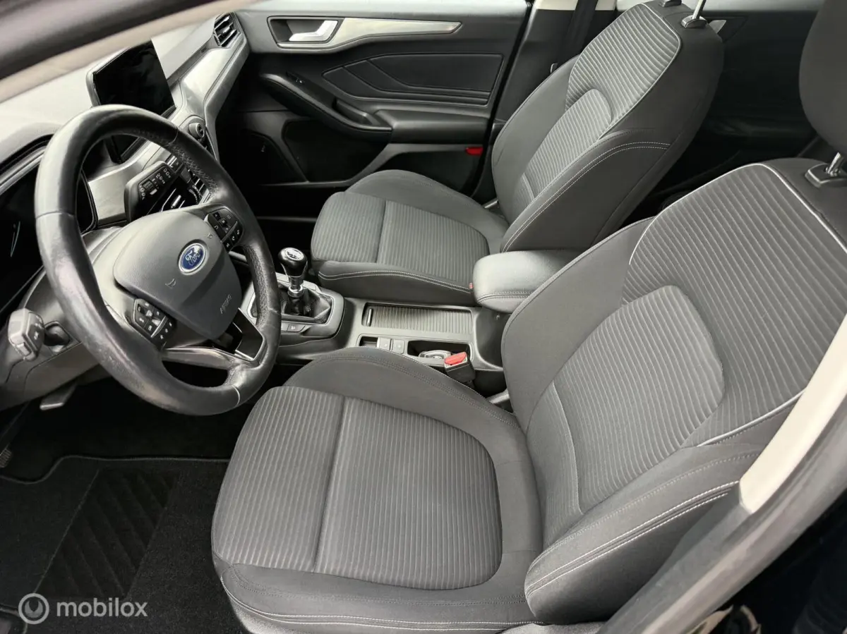 1.0 EcoBoost Titanium Business