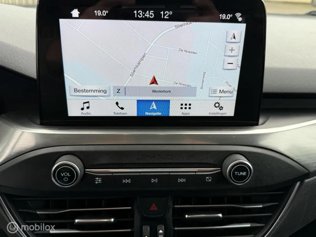 1.0 EcoBoost Titanium Business