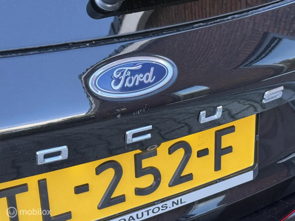 1.0 EcoBoost Titanium Business