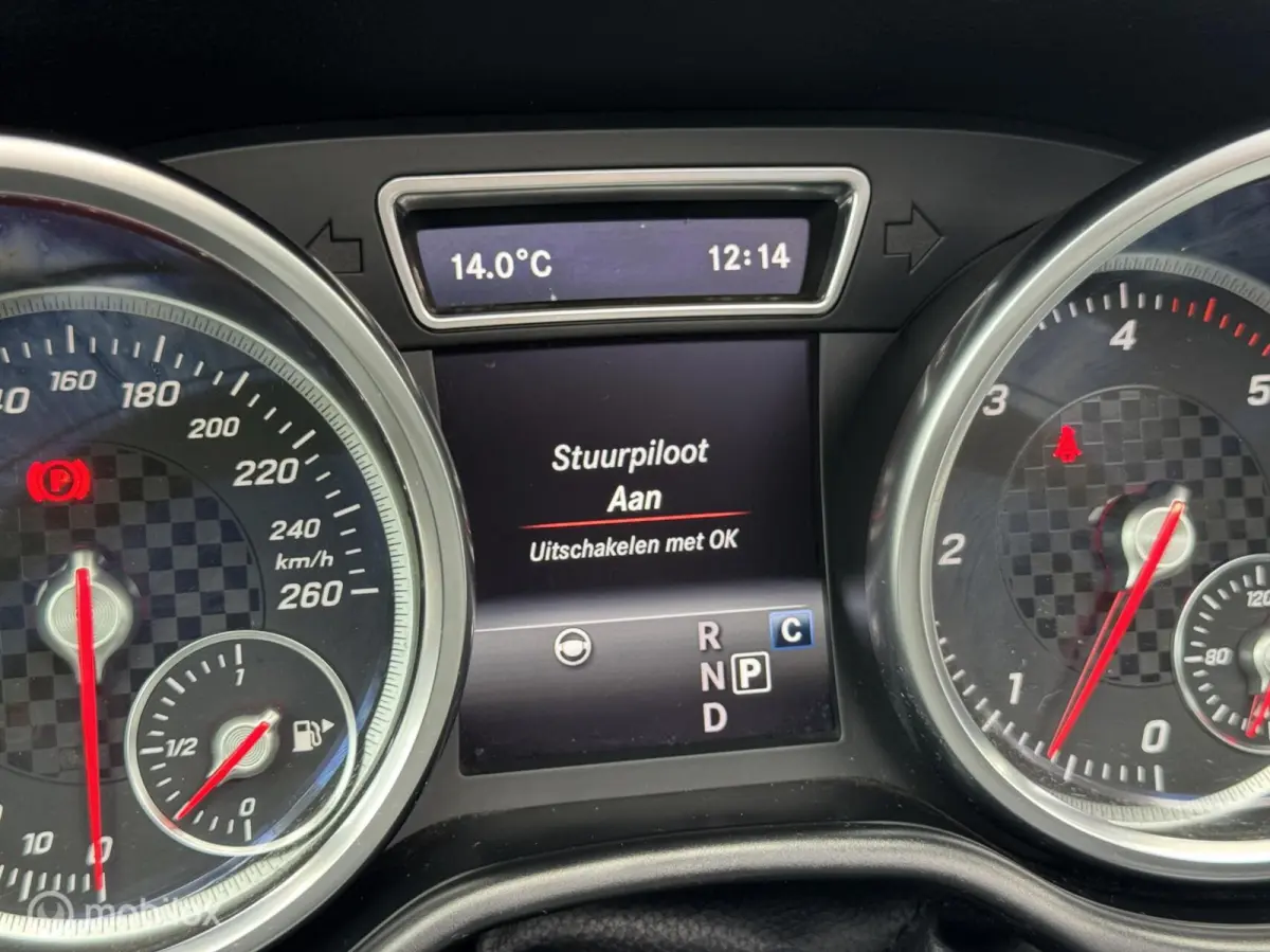 350D 4MATIC | AMG | PANO | GRIJS |