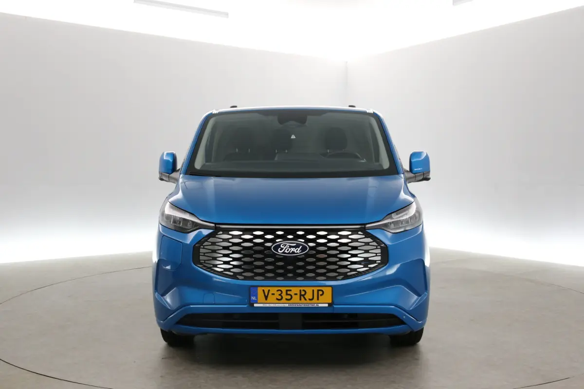 65 kWh Limited L1H1 | Snelladen | Clima | 360° Camera | Virual | Cruise | Carplay | 3 Zits | Navi