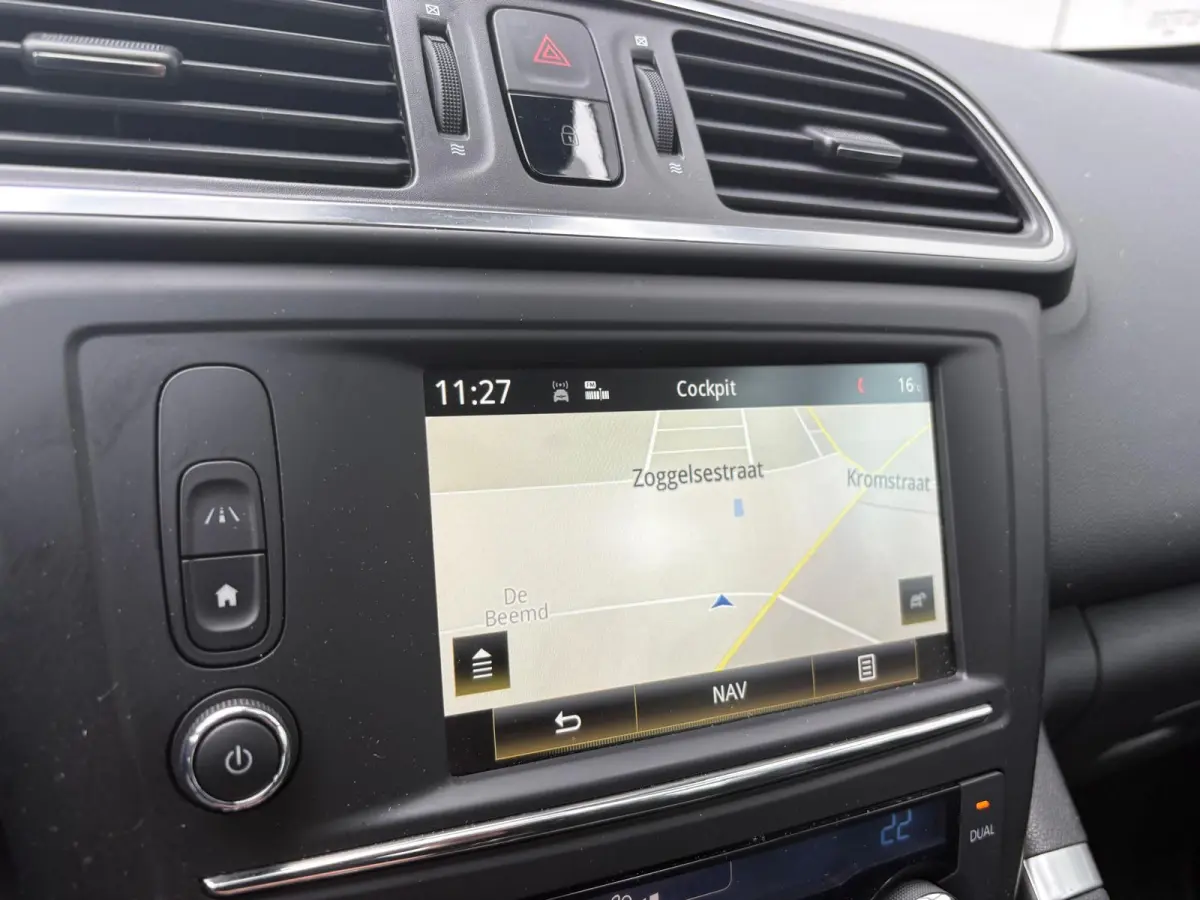 1.2 TCe 130PK Intens Bluetooth/Navigatie/Trekhaak/Parkeerhulp