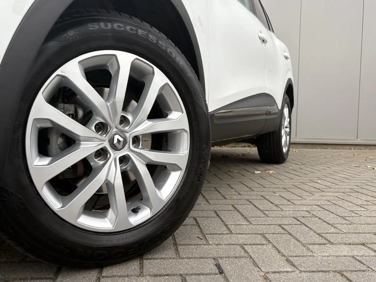 1.2 TCe 130PK Intens Bluetooth/Navigatie/Trekhaak/Parkeerhulp