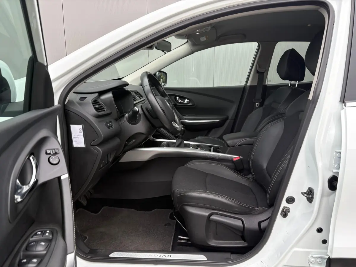 1.2 TCe 130PK Intens Bluetooth/Navigatie/Trekhaak/Parkeerhulp