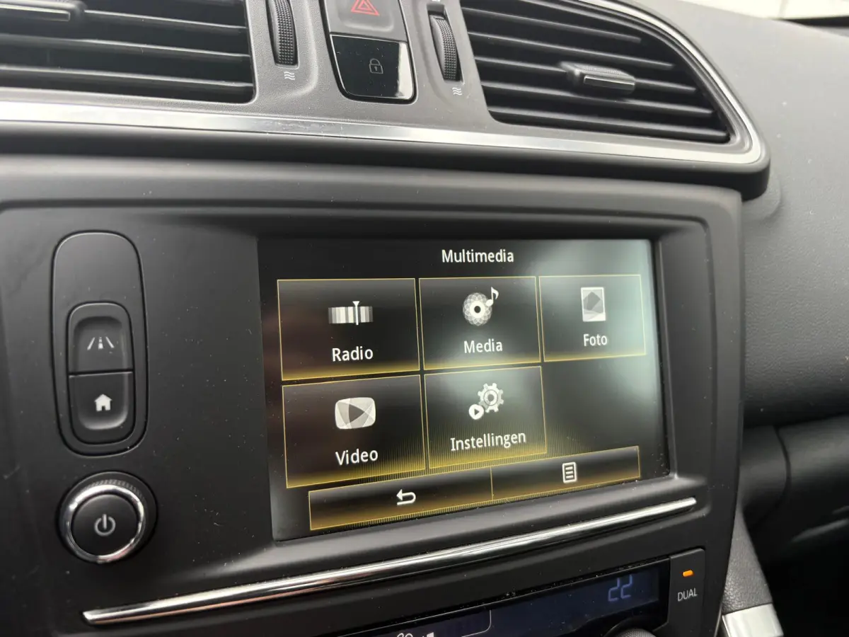 1.2 TCe 130PK Intens Bluetooth/Navigatie/Trekhaak/Parkeerhulp