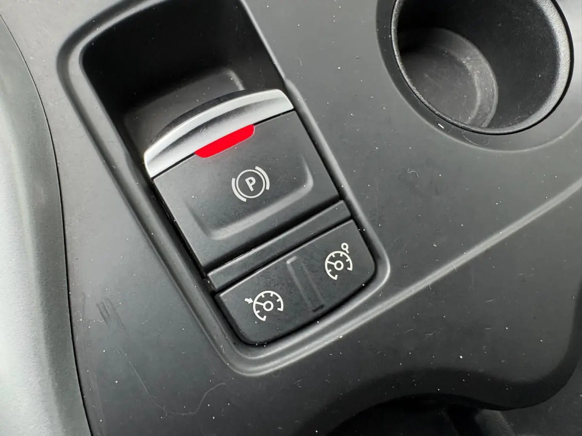 1.2 TCe 130PK Intens Bluetooth/Navigatie/Trekhaak/Parkeerhulp