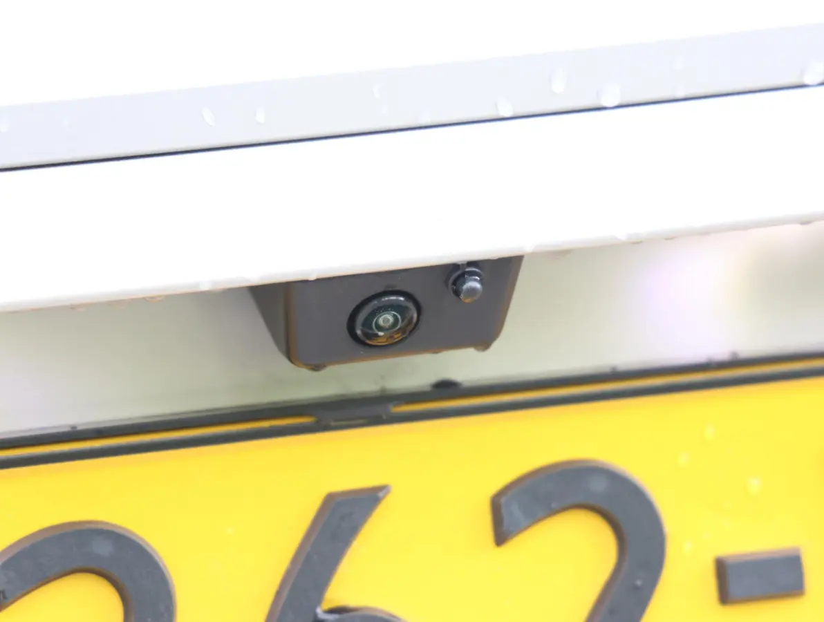 1.2 130pk Automaat Performance Line | Camera | Navigatie | AppleCarplay/AndroidAuto | Privacy Glas | 19'' Lichtmetaal |
