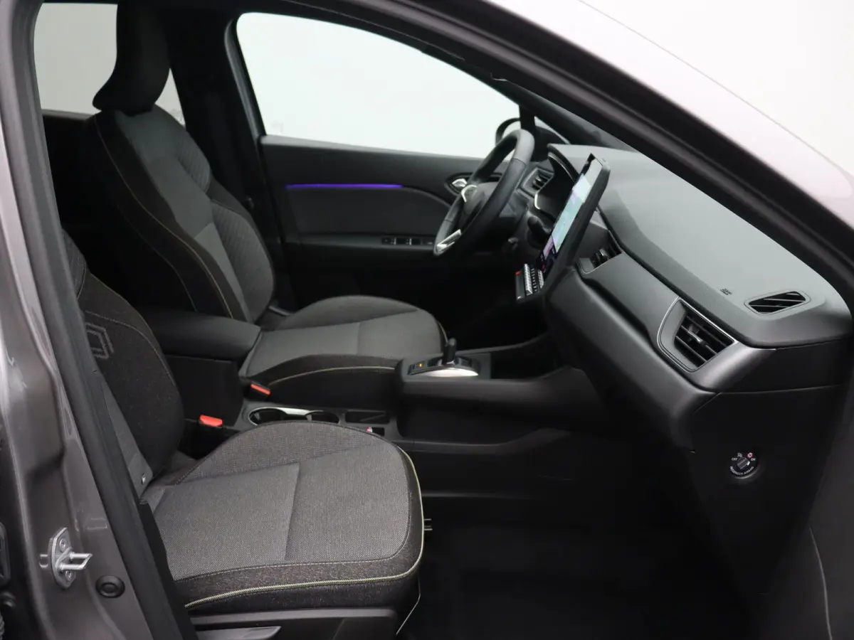 1.8 E-Tech full hybrid 160 techno Adaptief Cruise Control | Achteruitrijcamera | Lichtmetalen velgen | Apple Carplay & Android Auto | Stoel & stuurwiel verwarming | Climate Control | Getint 