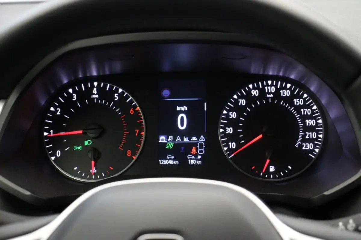 1.0 TCe 90 Zen - Carplay, Navi, Cruise, Clima, Stoelverw.