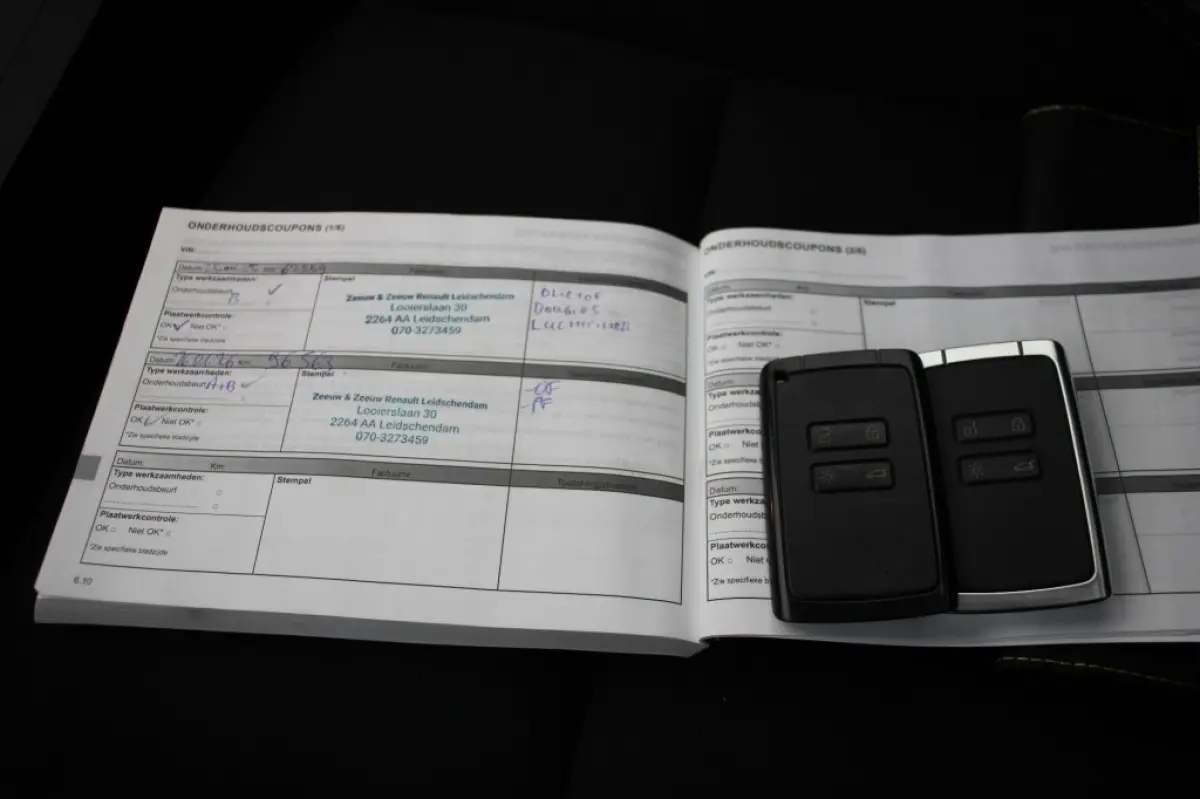 1.0 TCe 90 Zen - Carplay, Navi, Cruise, Clima, Stoelverw.