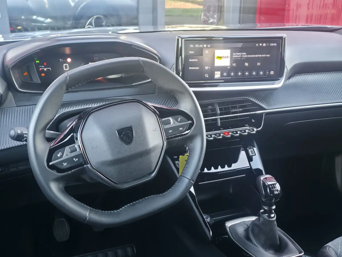1.2 PureTech 100 Allure | Winterpakket | Apple/Android CarPlay