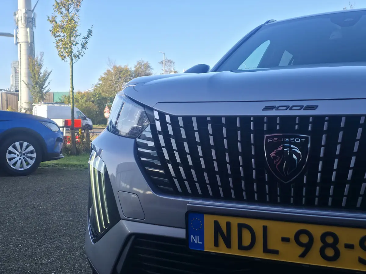 1.2 PureTech 100 Allure | Winterpakket | Apple/Android CarPlay
