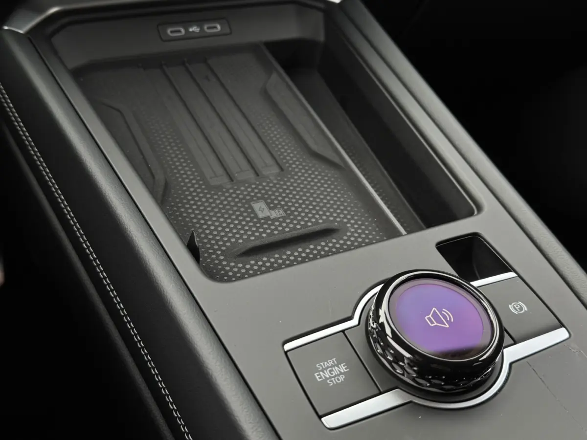 1.5 eTSI 150PK DSG R-LINE SPORT IQ.LIGHT MATRIX/NAVI/CAMERA