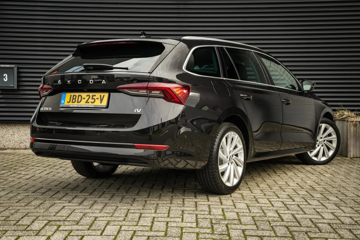 1.4 TSI iV PHEV Style | CarPlay | ACC | Virtual cockpit | Navi | Clima | Metallic |