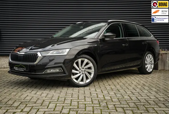 1.4 TSI iV PHEV Style | CarPlay | ACC | Virtual cockpit | Navi | Clima | Metallic |
