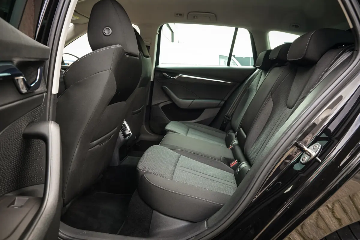 1.4 TSI iV PHEV Style | CarPlay | ACC | Virtual cockpit | Navi | Clima | Metallic |
