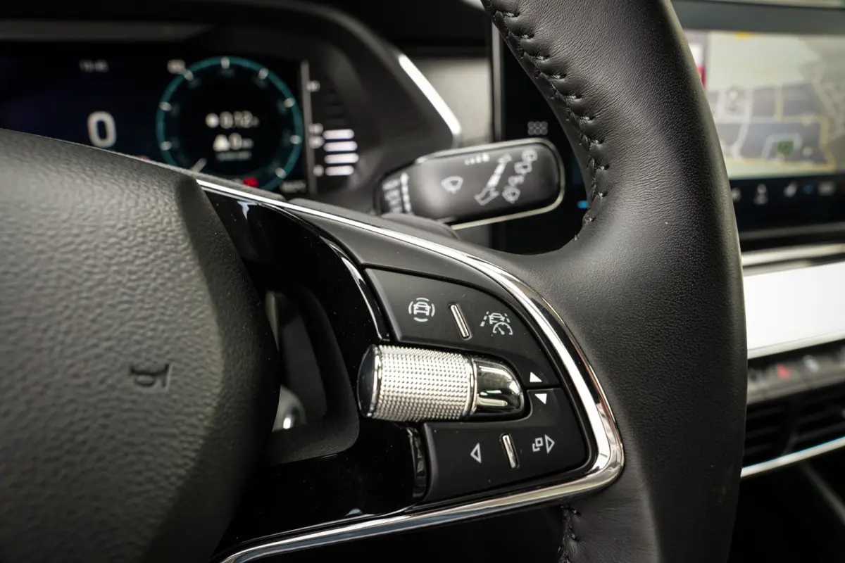 1.4 TSI iV PHEV Style | CarPlay | ACC | Virtual cockpit | Navi | Clima | Metallic |
