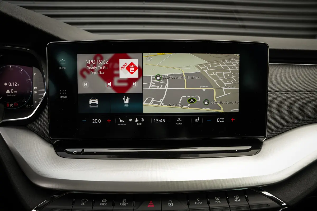 1.4 TSI iV PHEV Style | CarPlay | ACC | Virtual cockpit | Navi | Clima | Metallic |