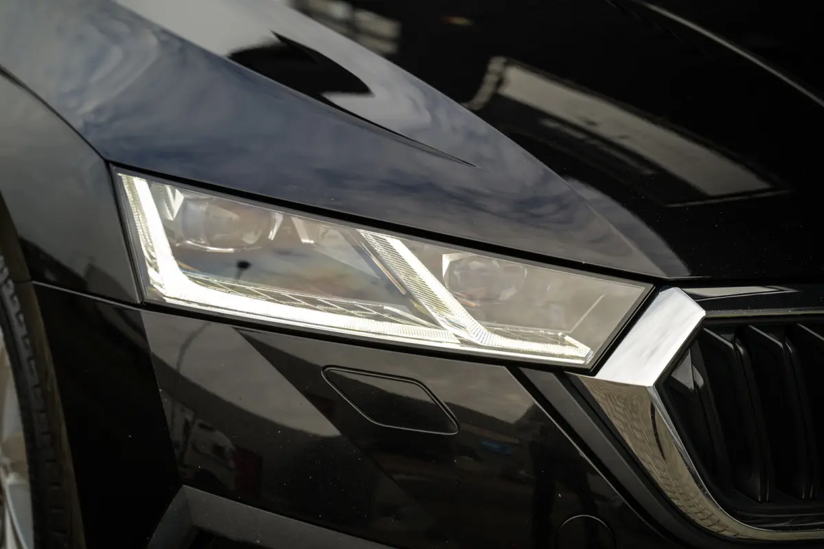 1.4 TSI iV PHEV Style | CarPlay | ACC | Virtual cockpit | Navi | Clima | Metallic |