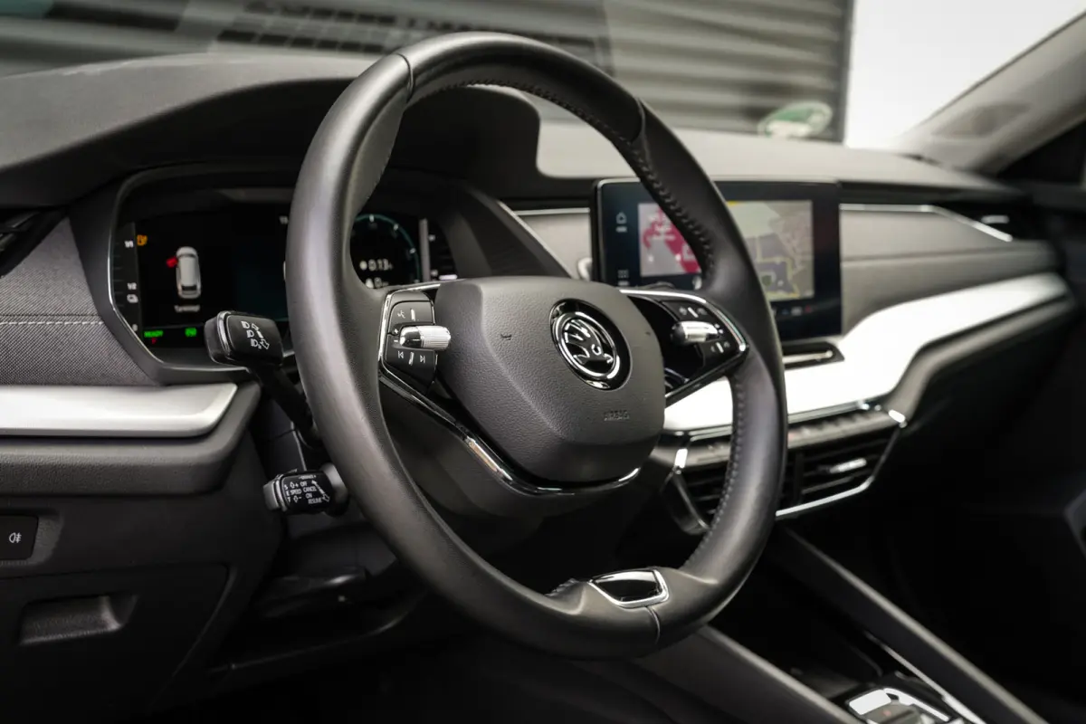 1.4 TSI iV PHEV Style | CarPlay | ACC | Virtual cockpit | Navi | Clima | Metallic |