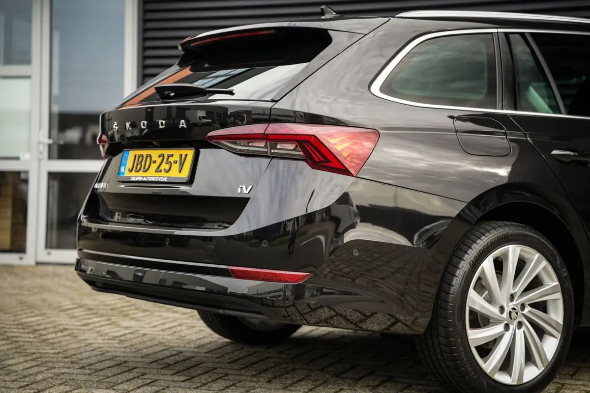 1.4 TSI iV PHEV Style | CarPlay | ACC | Virtual cockpit | Navi | Clima | Metallic |