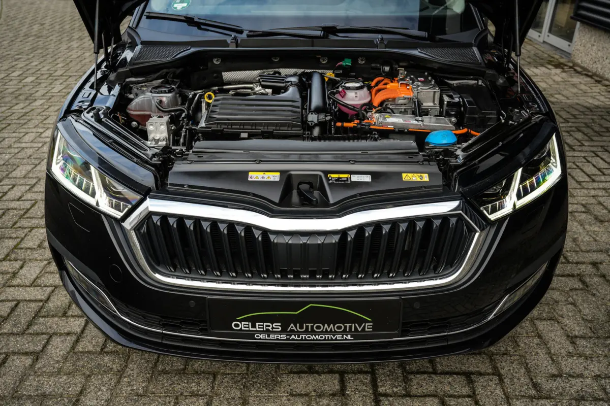 1.4 TSI iV PHEV Style | CarPlay | ACC | Virtual cockpit | Navi | Clima | Metallic |