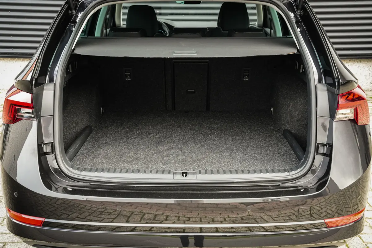 1.4 TSI iV PHEV Style | CarPlay | ACC | Virtual cockpit | Navi | Clima | Metallic |