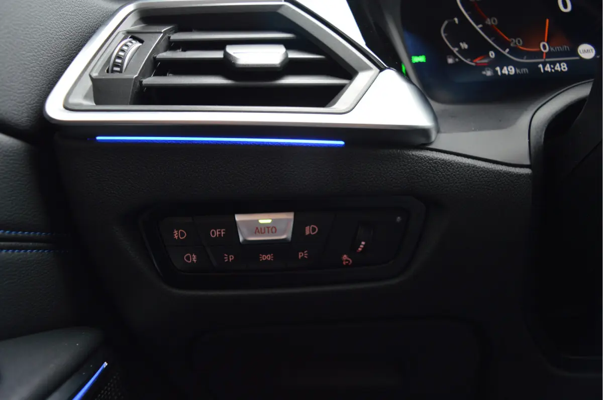 318i Business Edition | M-PAKKET | SCHUIFDAK | HIFI | CAMERA |