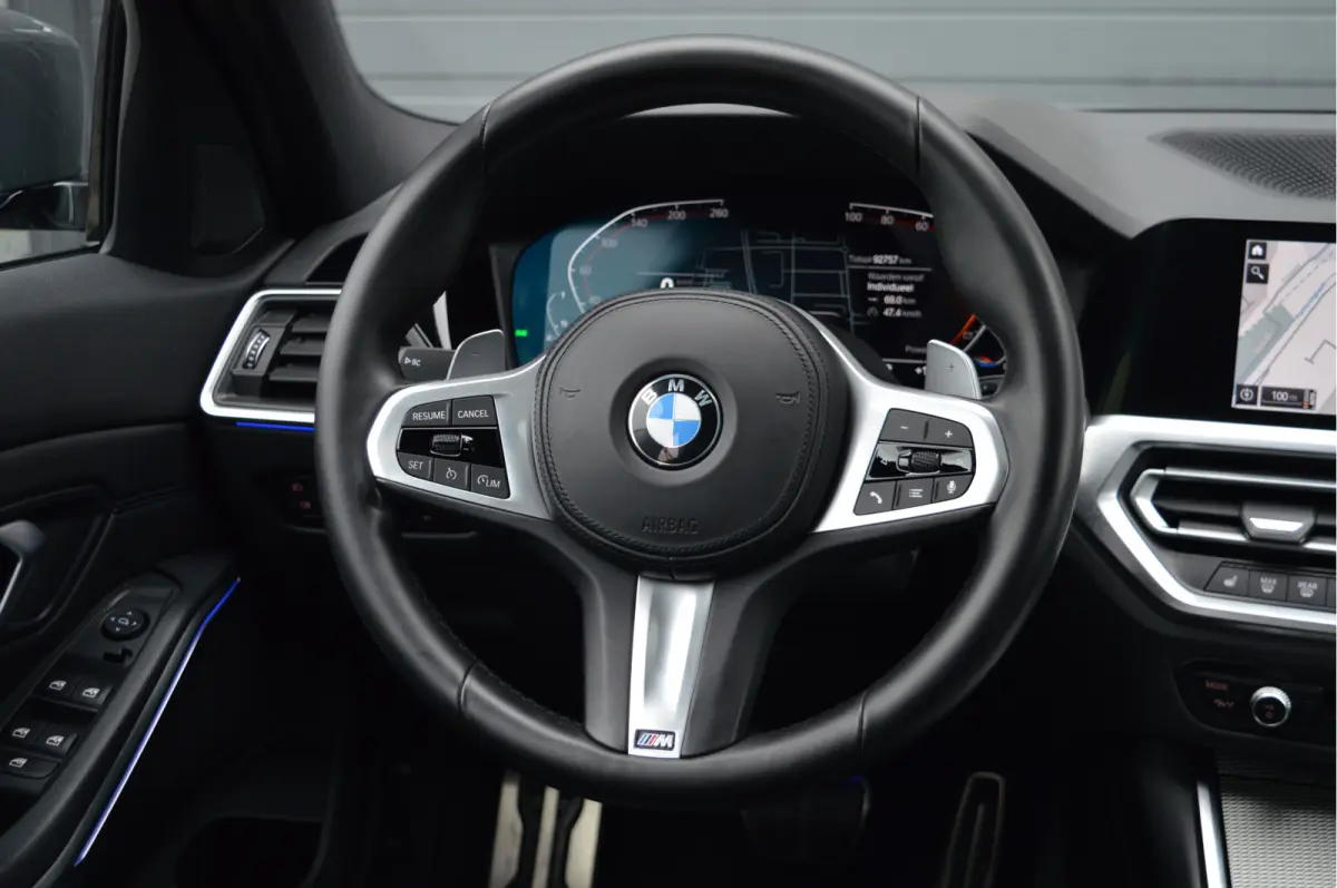 318i Business Edition | M-PAKKET | SCHUIFDAK | HIFI | CAMERA |