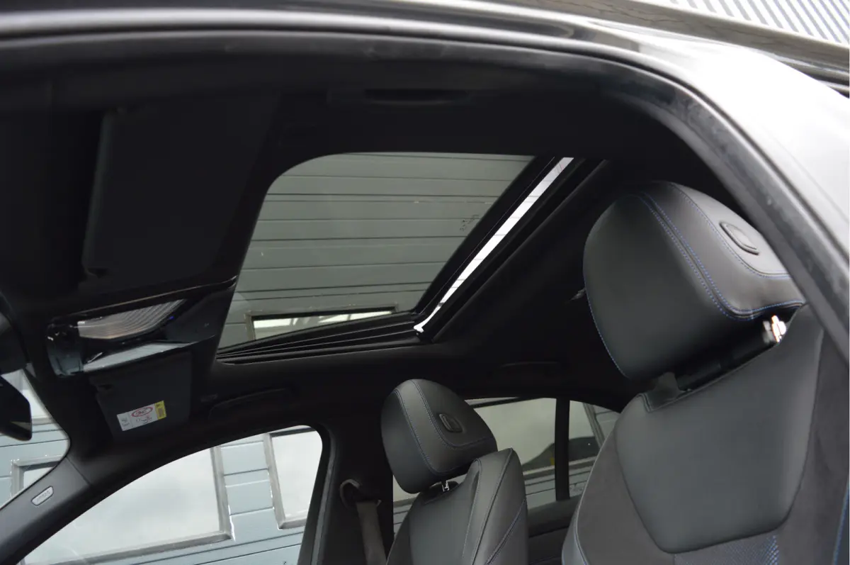 318i Business Edition | M-PAKKET | SCHUIFDAK | HIFI | CAMERA |