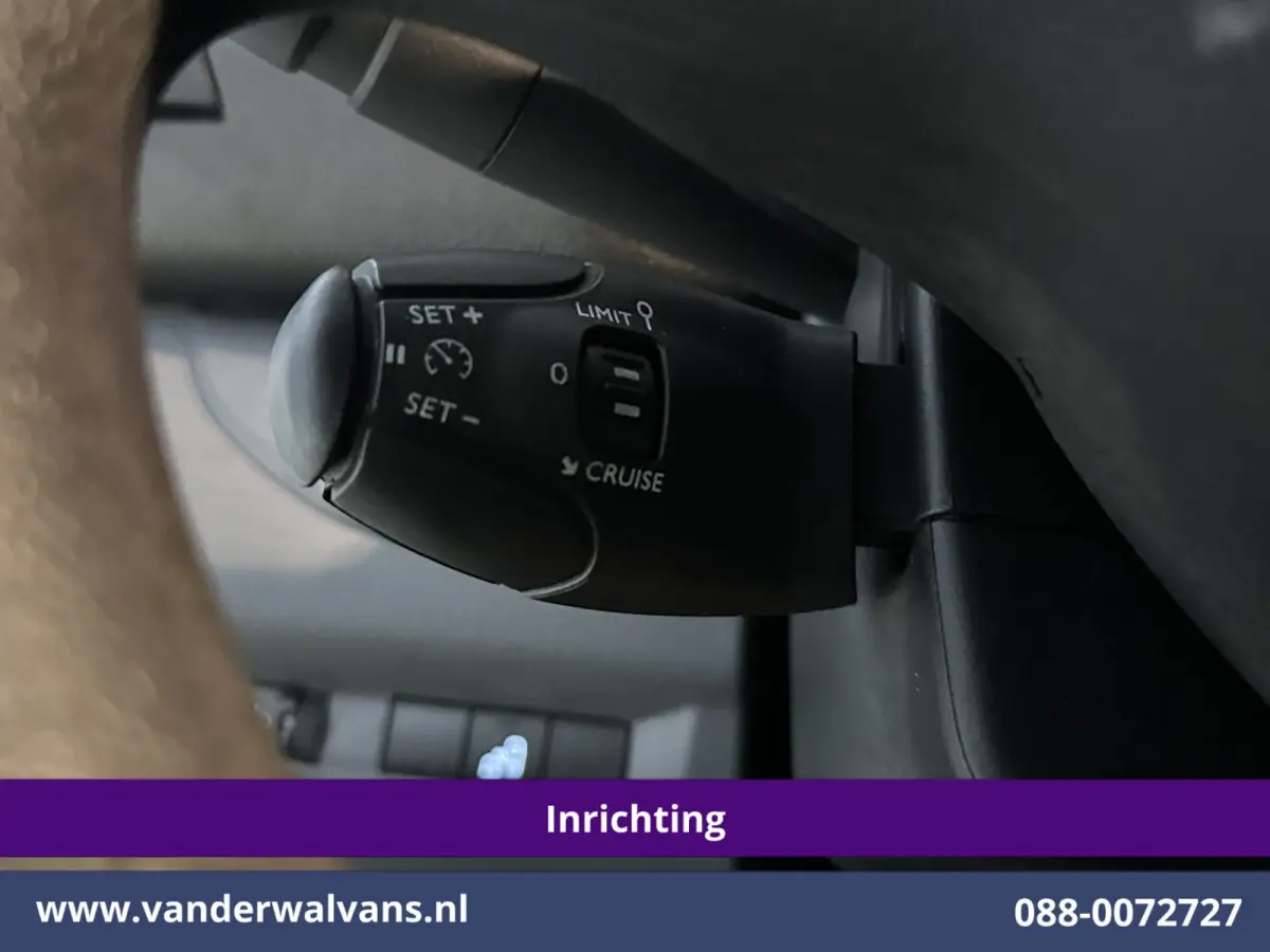 1.5 CDTI L3H1 inrichting Euro6 Airco | Imperiaal | Cruisecontrol | Verwarmbare buitenspiegel Parkeersensoren, Bijrijdersbank