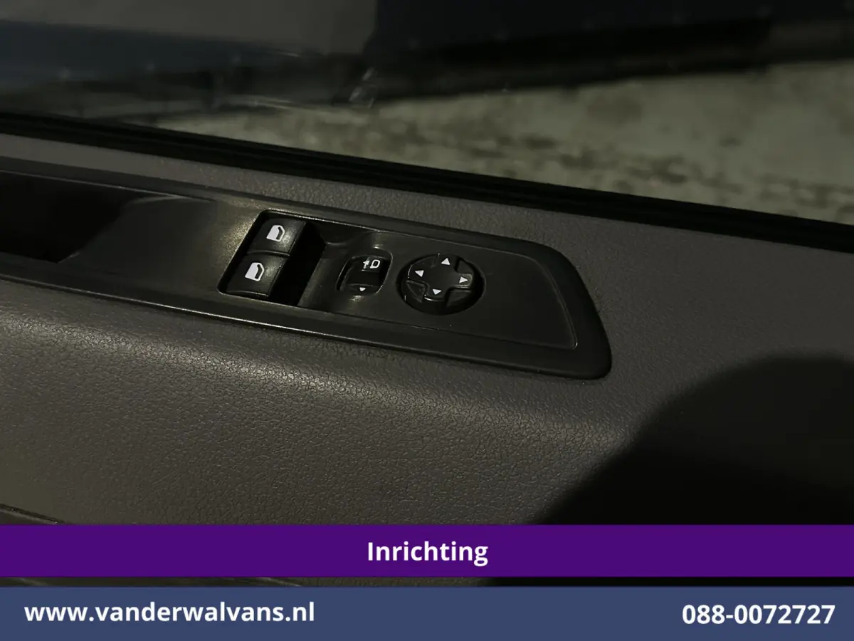 1.5 CDTI L3H1 inrichting Euro6 Airco | Imperiaal | Cruisecontrol | Verwarmbare buitenspiegel Parkeersensoren, Bijrijdersbank