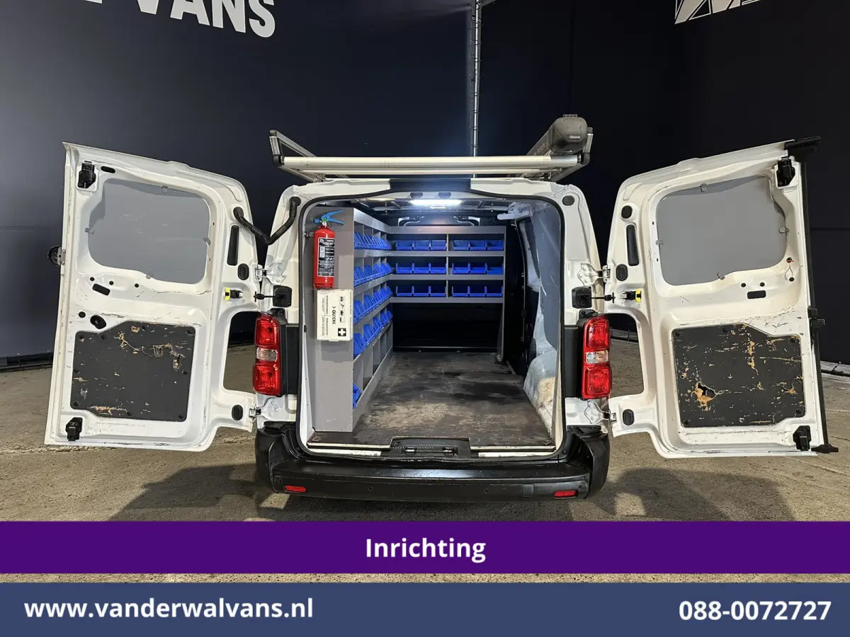 1.5 CDTI L3H1 inrichting Euro6 Airco | Imperiaal | Cruisecontrol | Verwarmbare buitenspiegel Parkeersensoren, Bijrijdersbank