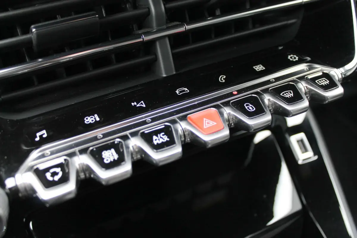 1.2 PureTech GT | Navi | Carplay | Camera