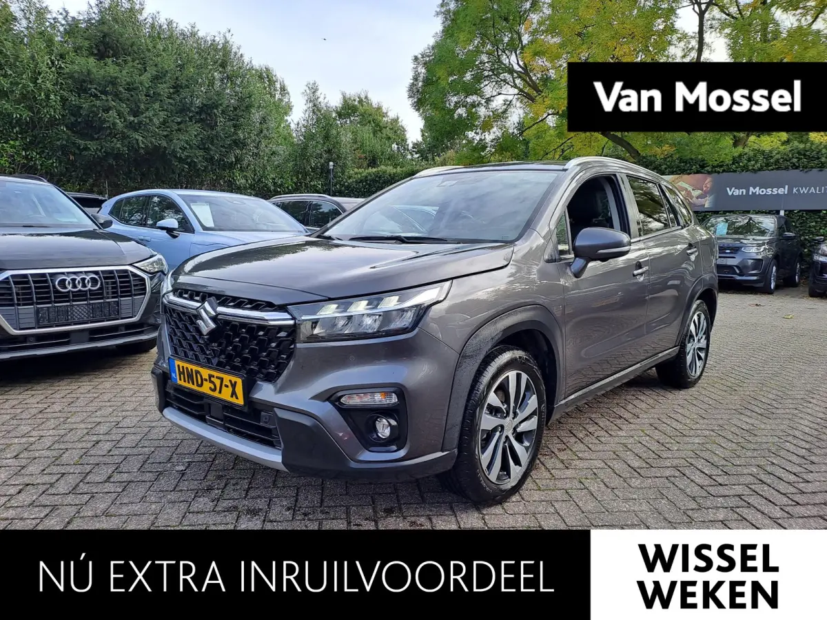 1.5 Hybrid Style | NAVIGATIE | CAMERA | STOELVERWARMING | PARKEERSENSOREN | KEY-LESS ENTRY EN START