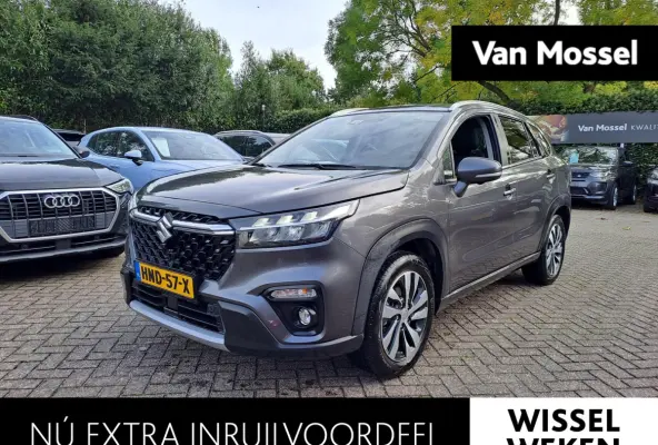 1.5 Hybrid Style | NAVIGATIE | CAMERA | STOELVERWARMING | PARKEERSENSOREN | KEY-LESS ENTRY EN START