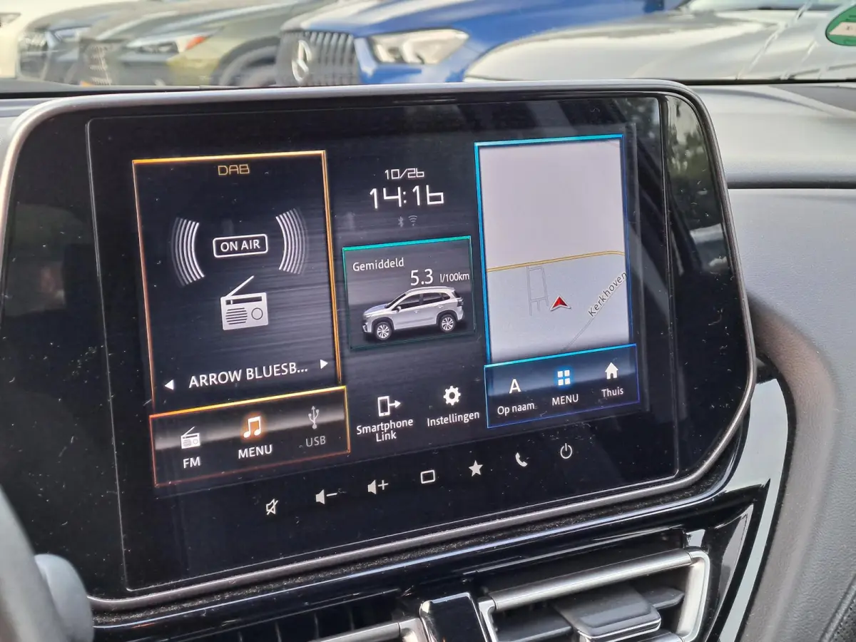 1.5 Hybrid Style | NAVIGATIE | CAMERA | STOELVERWARMING | PARKEERSENSOREN | KEY-LESS ENTRY EN START