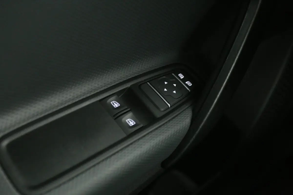 e-Citan 45 kWh 122PK L2H1 | SOH 99% | Clima | Cruise | Camera | Navi | Stoelverw.