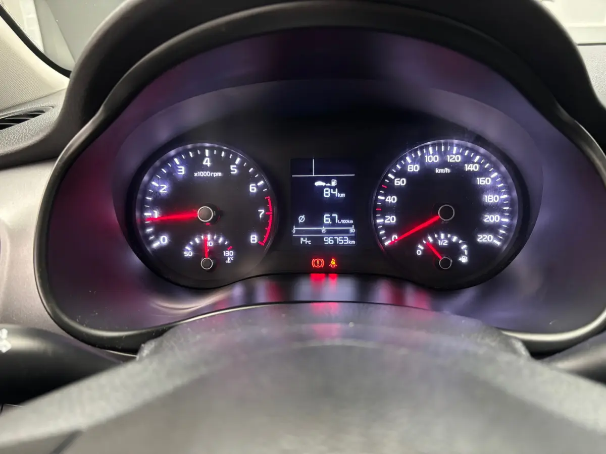 1.0 T-GDi DynamicLine / Camera