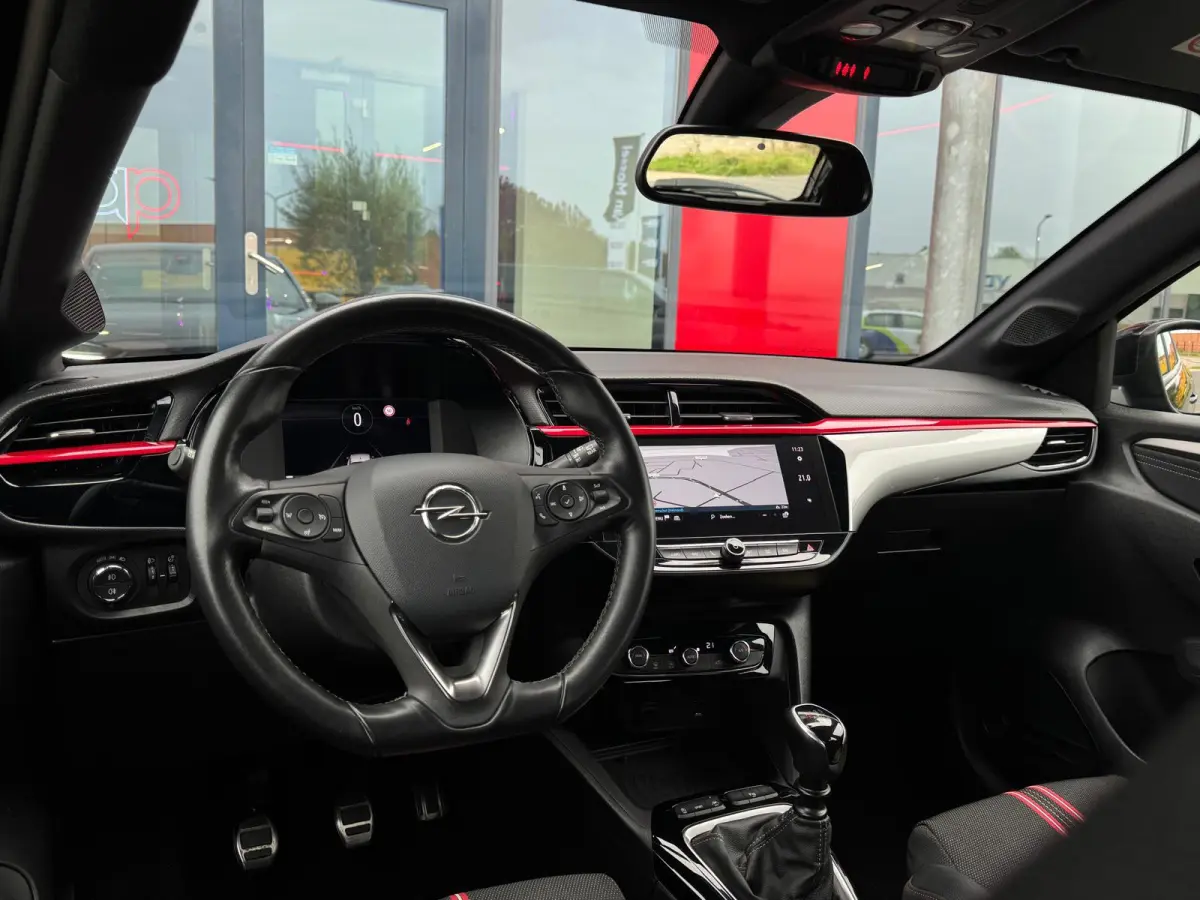 1.2 GS Line | NAP | LED | 360 Camera | Parksens | Carplay | Leder | BTW |