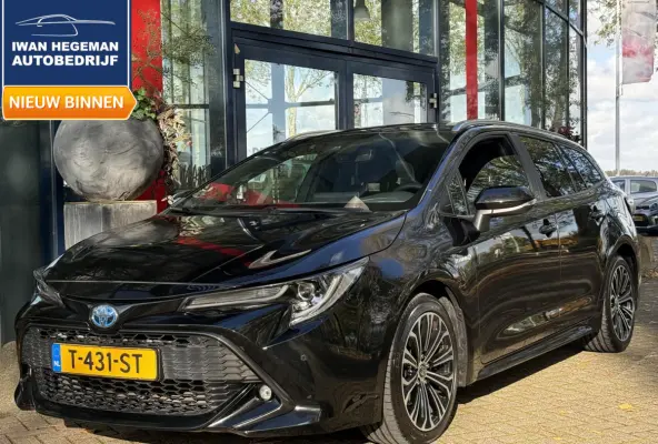 2.0 Hybrid Business Sport Intro | Navigatie | Climate Control | Cruise Control | Stuur + Stoelverwarming | Licht metalen velgen