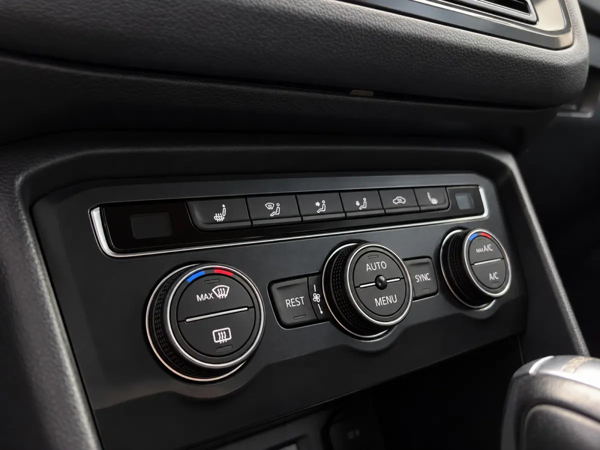 1.4 TSI 4Motion Highline | Digital dash | Head up | Stoelverwarming | Alcantara | Cruise Control