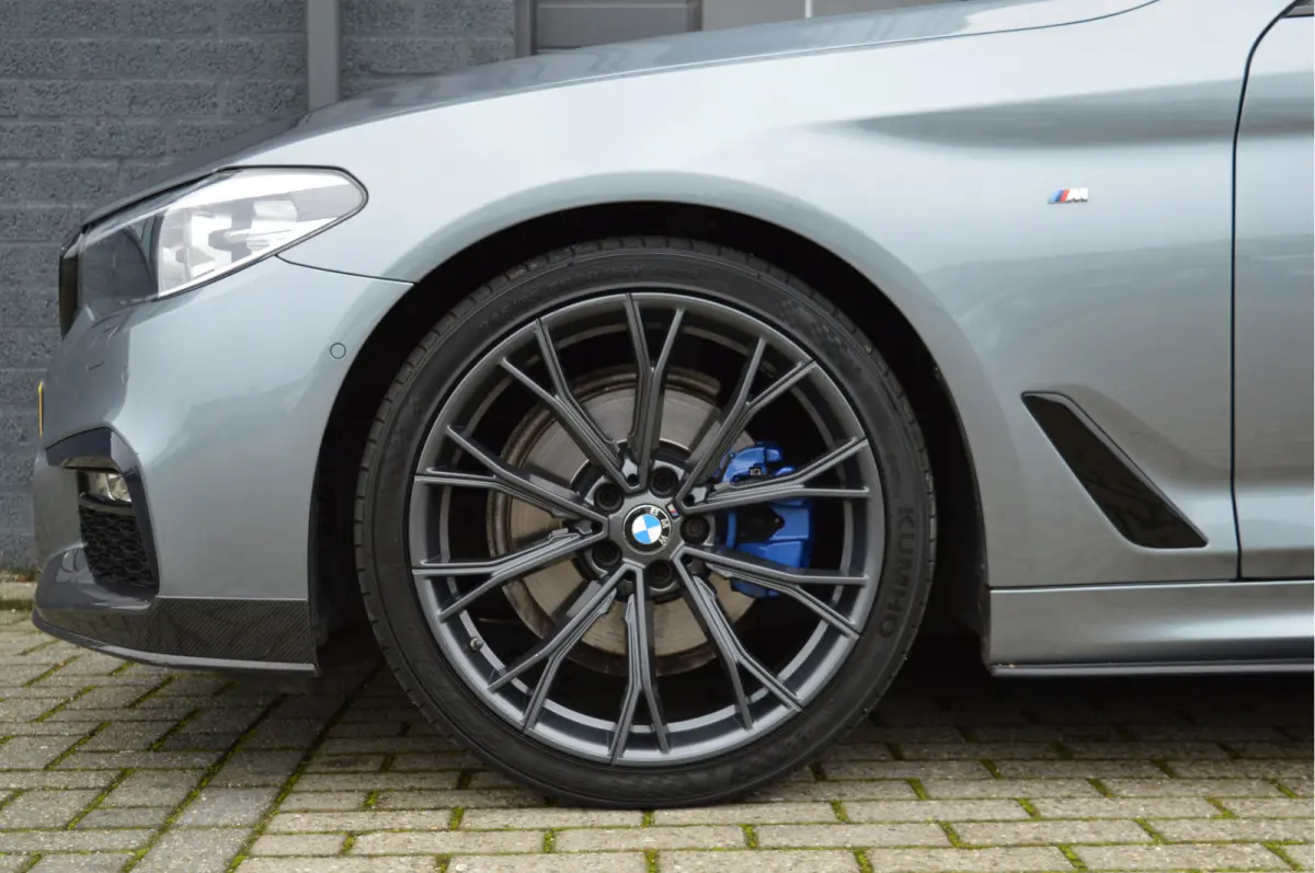 520i High Executive | M-PAKKET | HIFI | CAMERA | TREKHAAK |