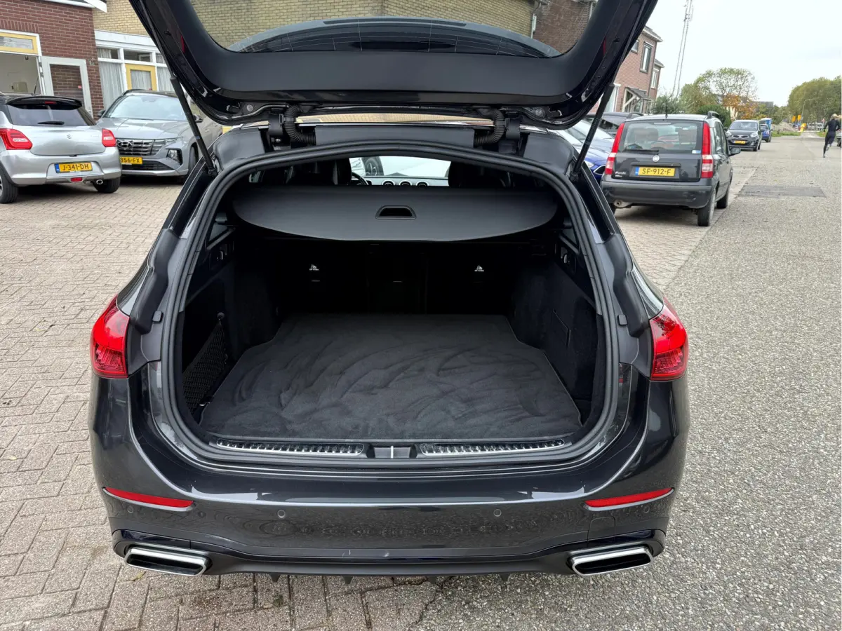 180 AMG Line NL.Auto, Sfeerverlichting, Camera