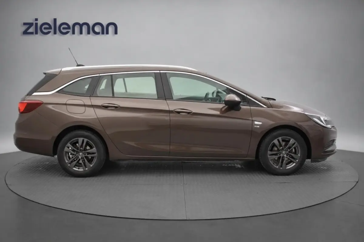 1.0 Turbo 120 Jaar Edition - Carplay, Cruise, Trekhaak