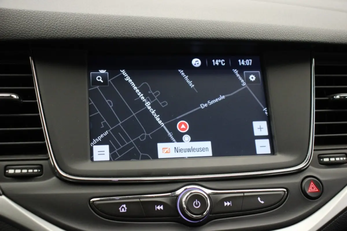 1.0 Turbo 120 Jaar Edition - Carplay, Cruise, Trekhaak