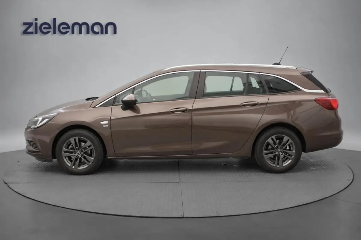 1.0 Turbo 120 Jaar Edition - Carplay, Cruise, Trekhaak