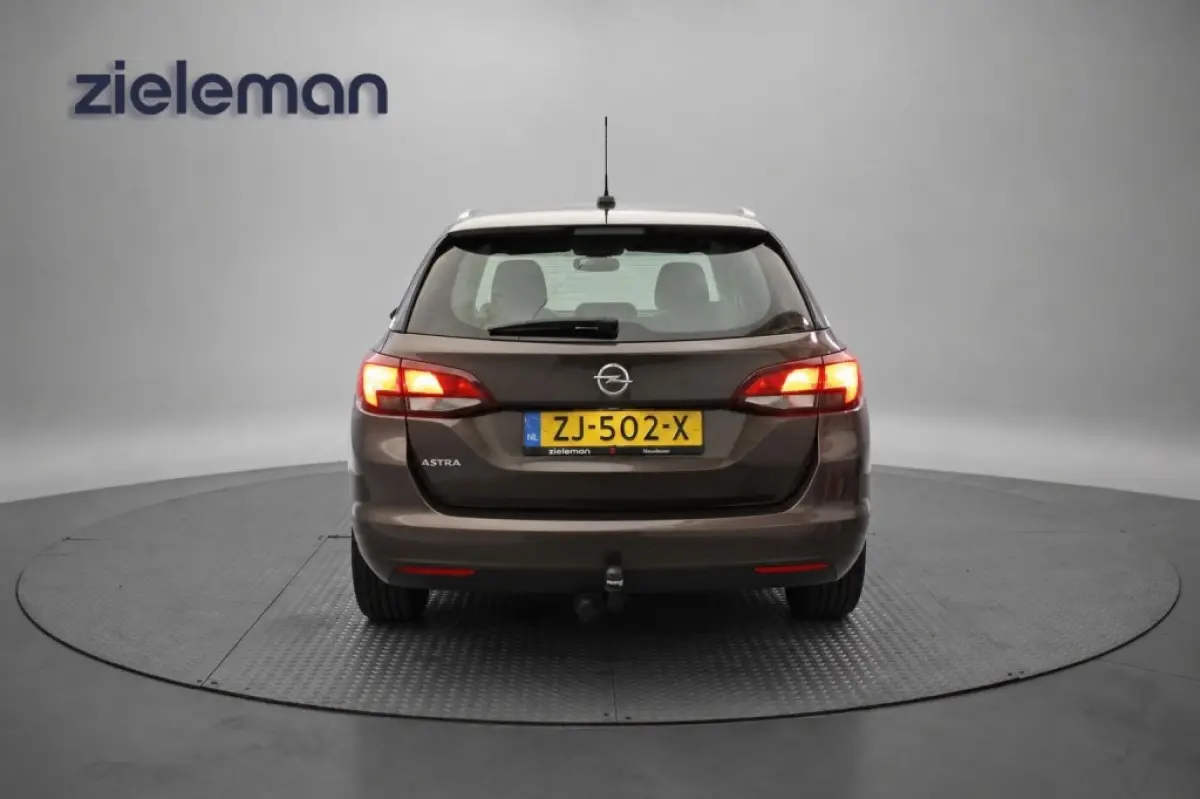 1.0 Turbo 120 Jaar Edition - Carplay, Cruise, Trekhaak