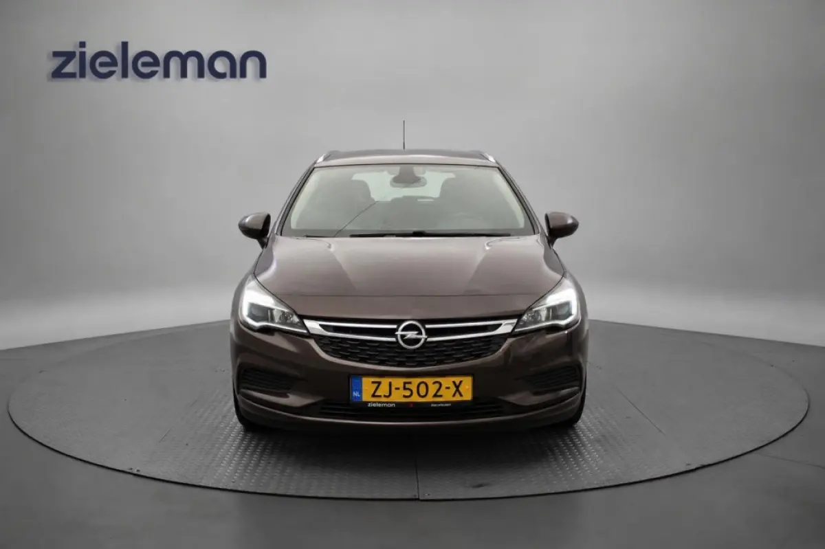 1.0 Turbo 120 Jaar Edition - Carplay, Cruise, Trekhaak